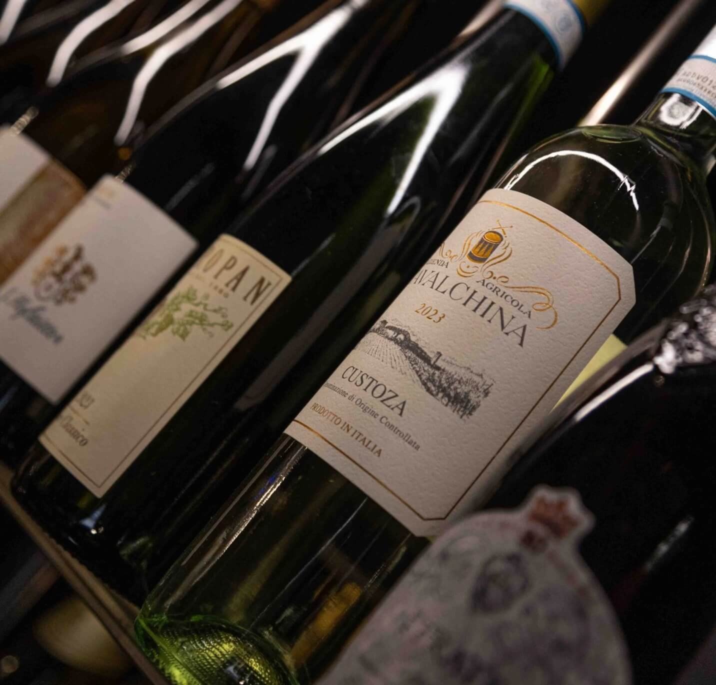 bottiglie-vino-custoza-selezione-cantina-i-morosetti Bottiglie di vino Custoza e selezione cantina ristorante I Morosetti Verona